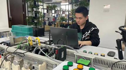 連摘三金!長寧代表隊在上海市第一屆職業(yè)技能大賽中表現(xiàn)搶眼